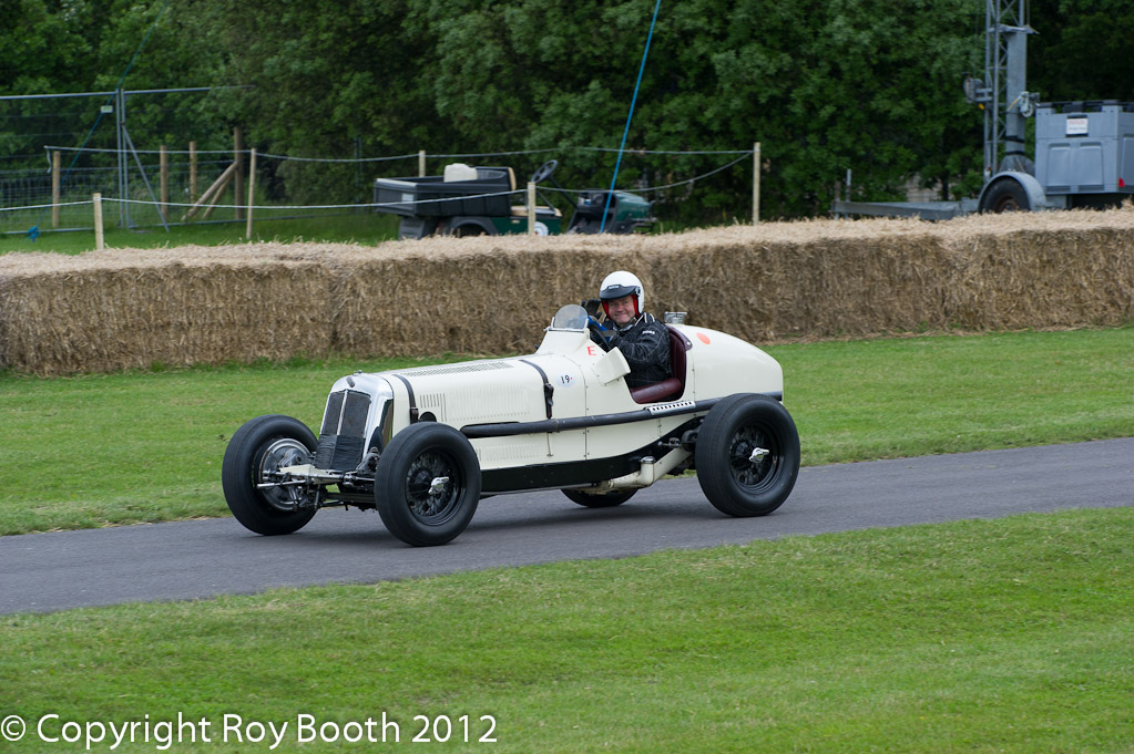 RWB_20120629_092103_D3Y4342